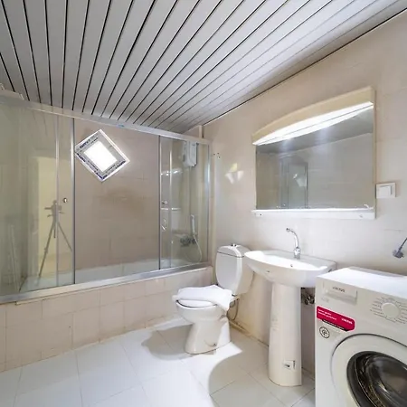 Refreshing Flat With Excellent Location And Balcony In Alanya, Antalya * Alanya