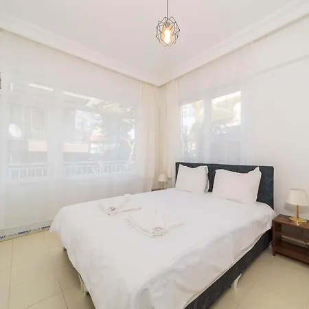 Refreshing Flat With Excellent Location And Balcony In Alanya, Antalya * Alanya